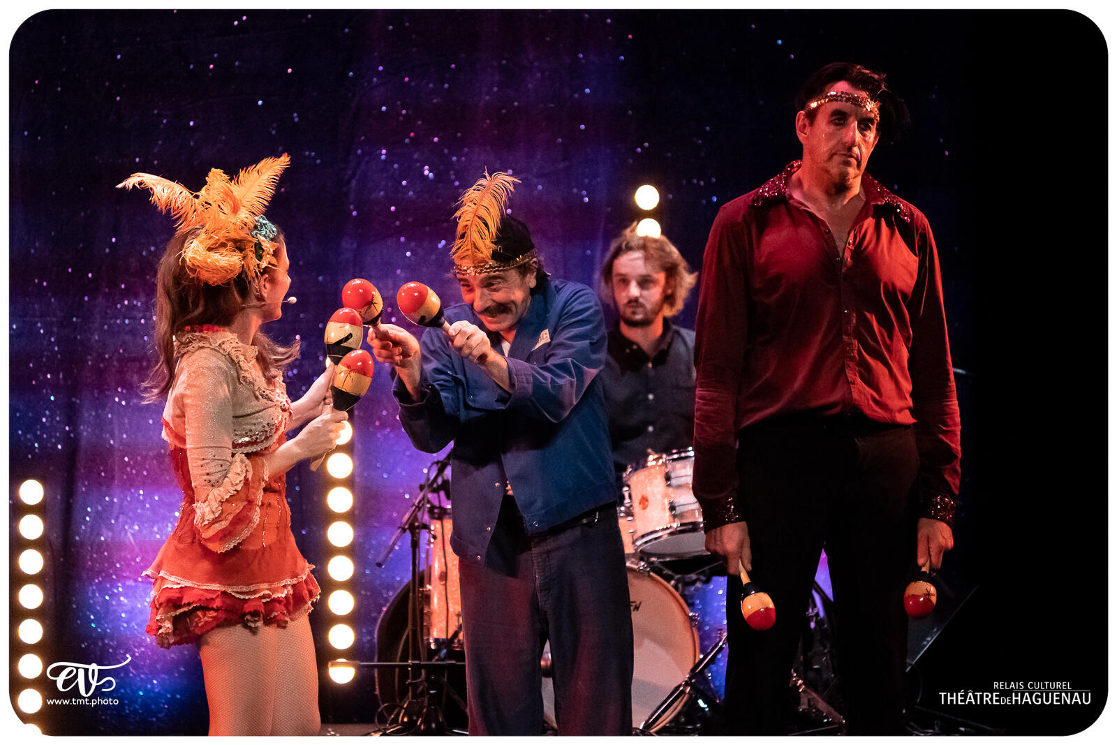 LE CABARET EXTRAORDINAIRE